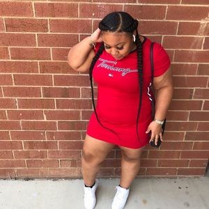 Meet your Posher, Kira